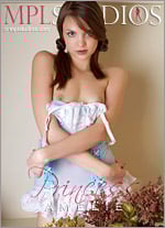 Princess Amelie : Amelie from MPL Studios, 04 Jul 2012